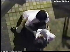 Ba nghiệp dư quay lén sinh viên đi đái chơi với nhau